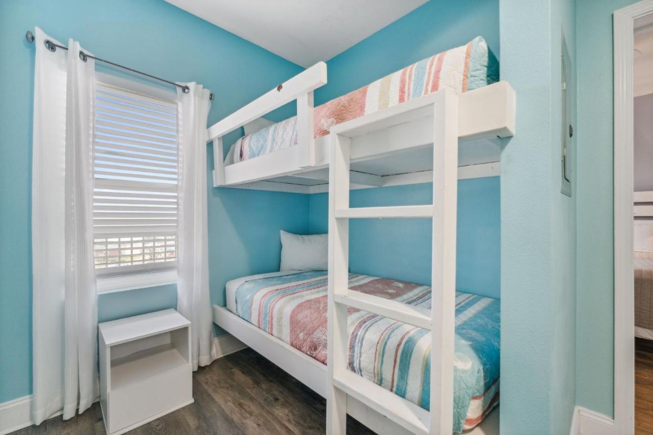 Sea-Renity At Laketown Wharf #1607 By Nautical Properties Panama City Beach Exterior foto